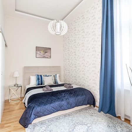 Luxury Quentin Apartment 3 Bedrm, 2 Bathrm Budapest Exterior foto