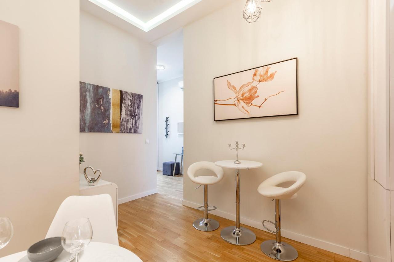 Luxury Quentin Apartment 3 Bedrm, 2 Bathrm Budapest Exterior foto